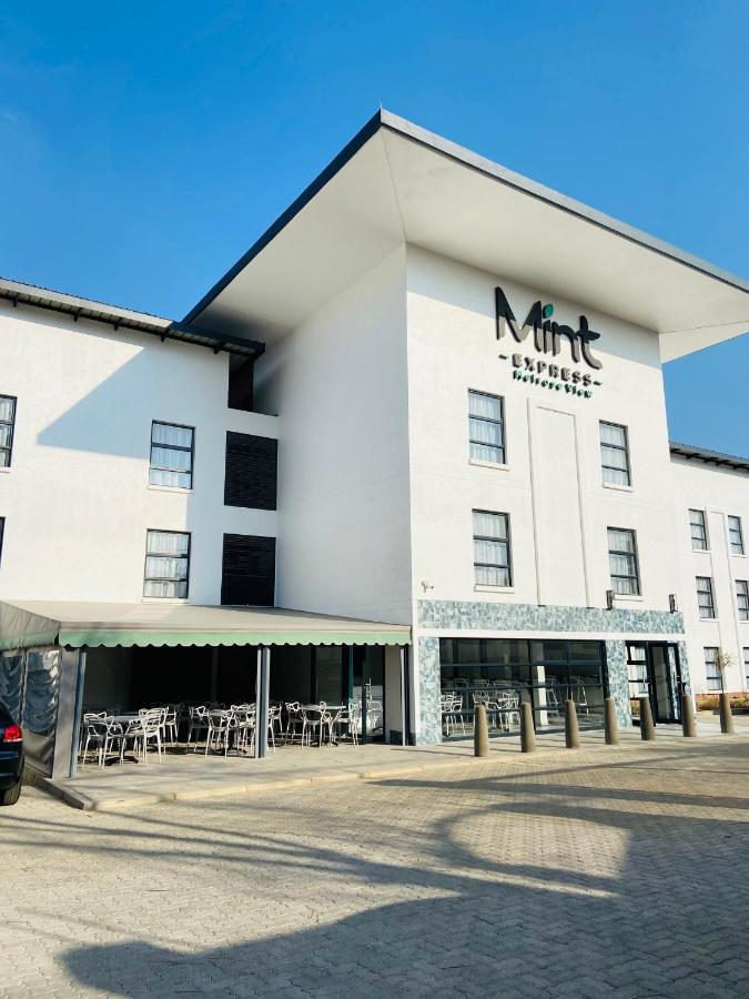 Mint Express Melrose View Apartment Johannesburg Exterior photo