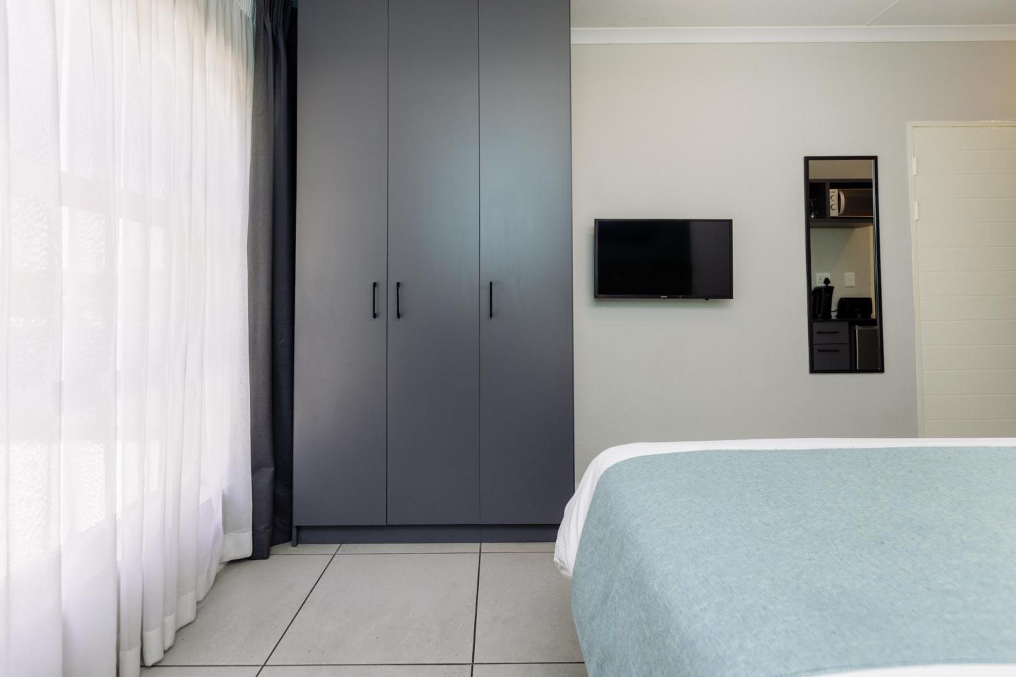 Mint Express Melrose View Apartment Johannesburg Room photo