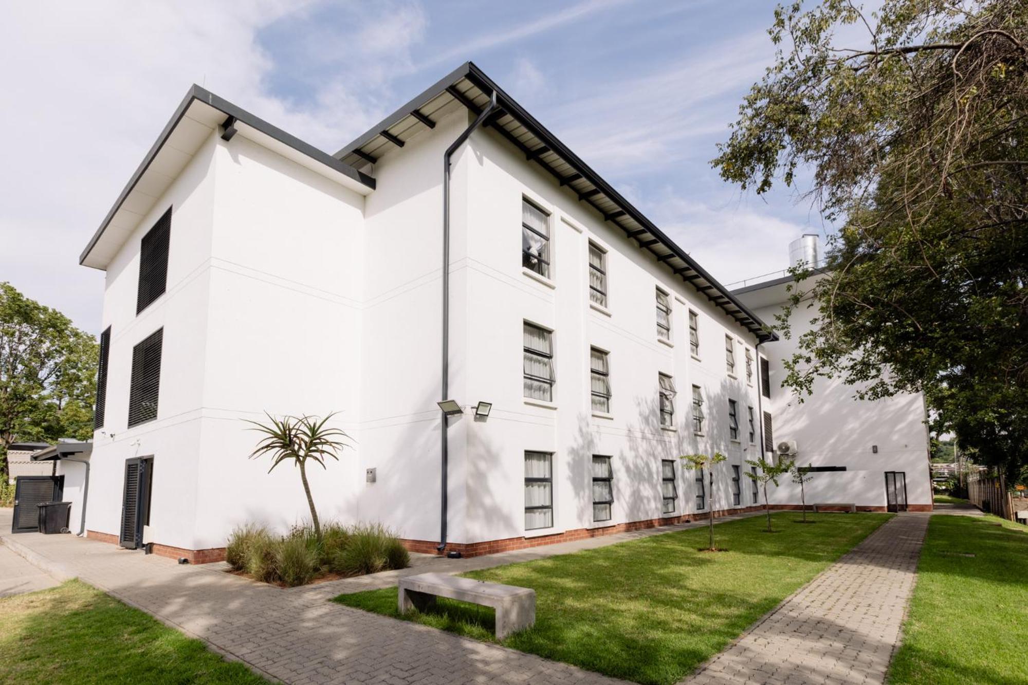 Mint Express Melrose View Apartment Johannesburg Exterior photo